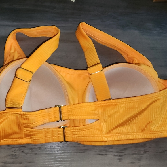 New Wild Fable 1X orange bathing suit top - Picture 2 of 3